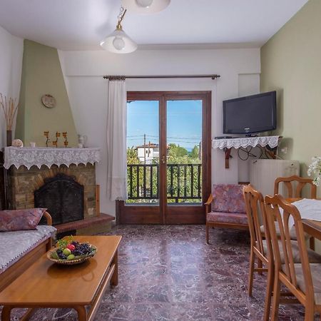 Antigoni'S Apartment 보우르보우로우 외부 사진